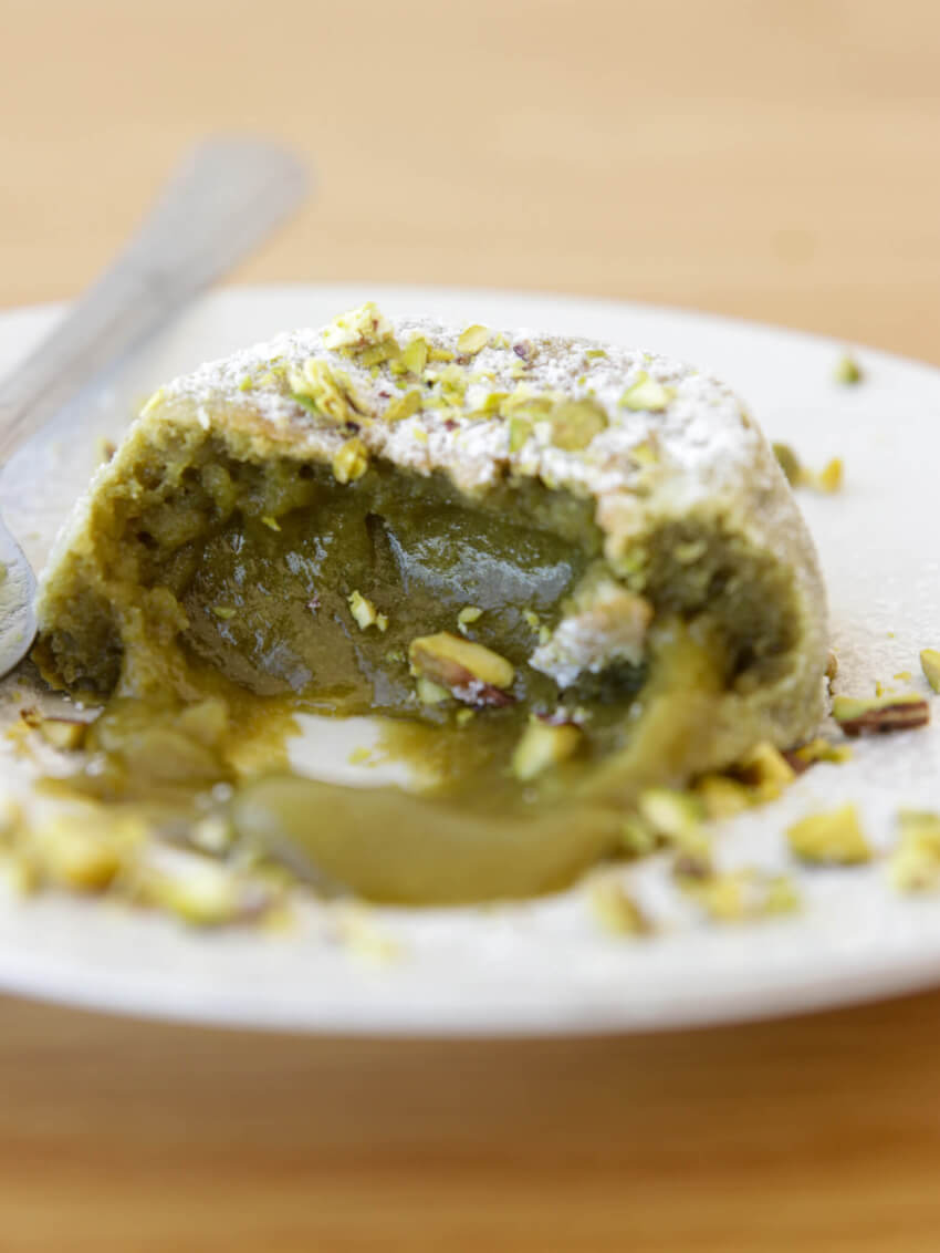 pistachio lava cake