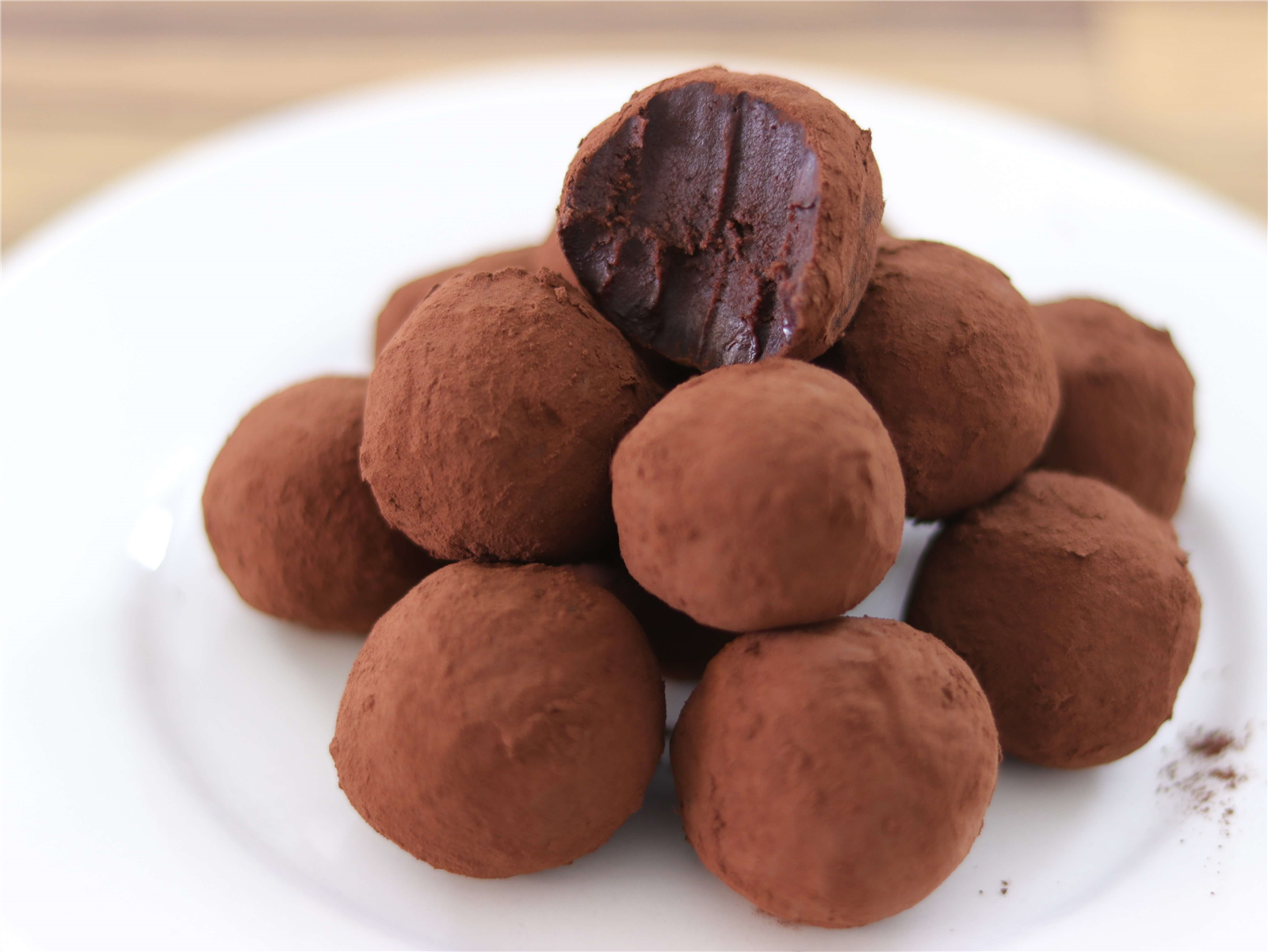 Classic Chocolate Truffles Recipe - The Cooking Foodie