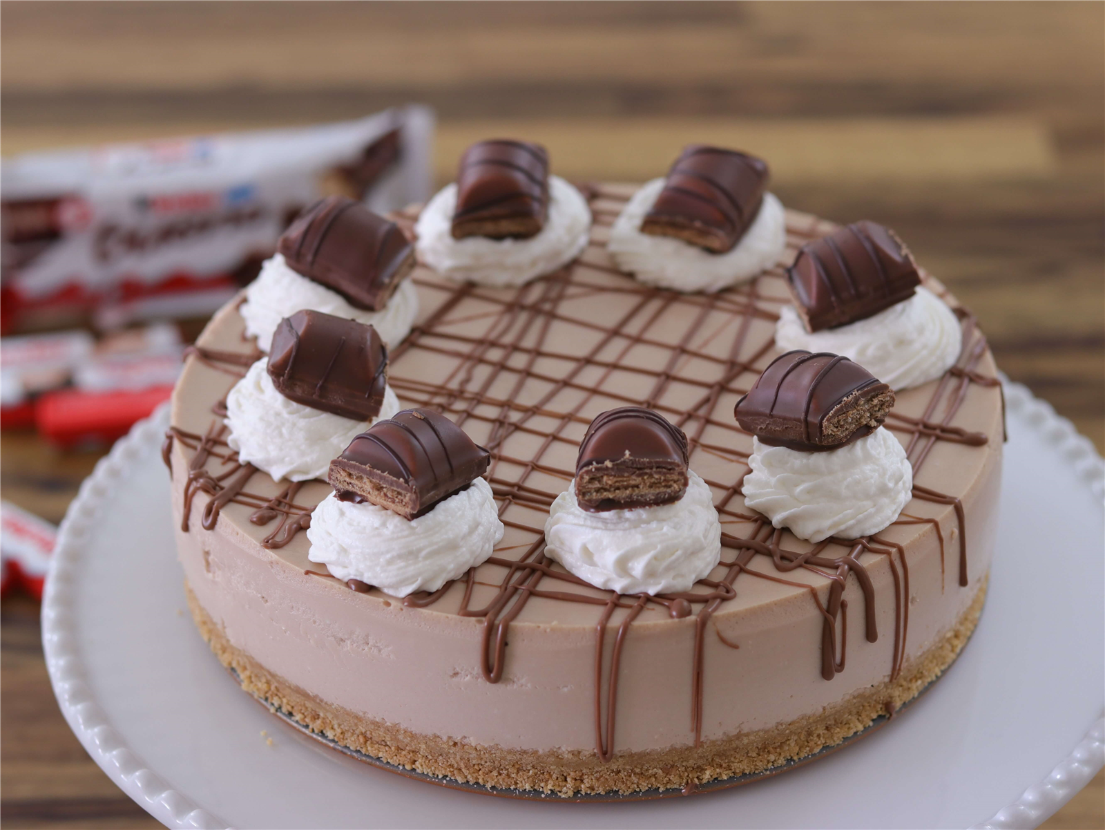 No Bake Kinder Bueno Cheesecake Recipe The Cooking Foodie The 