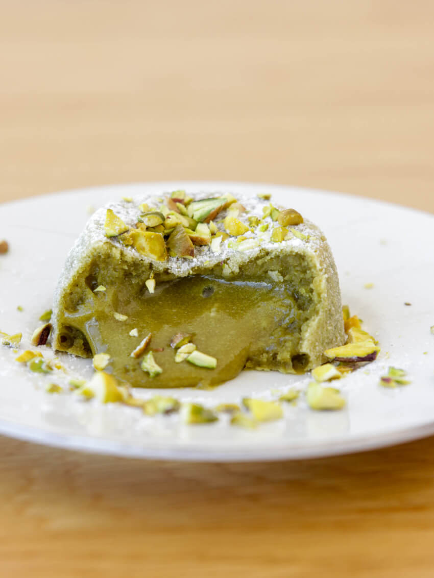 pistachio lava cake