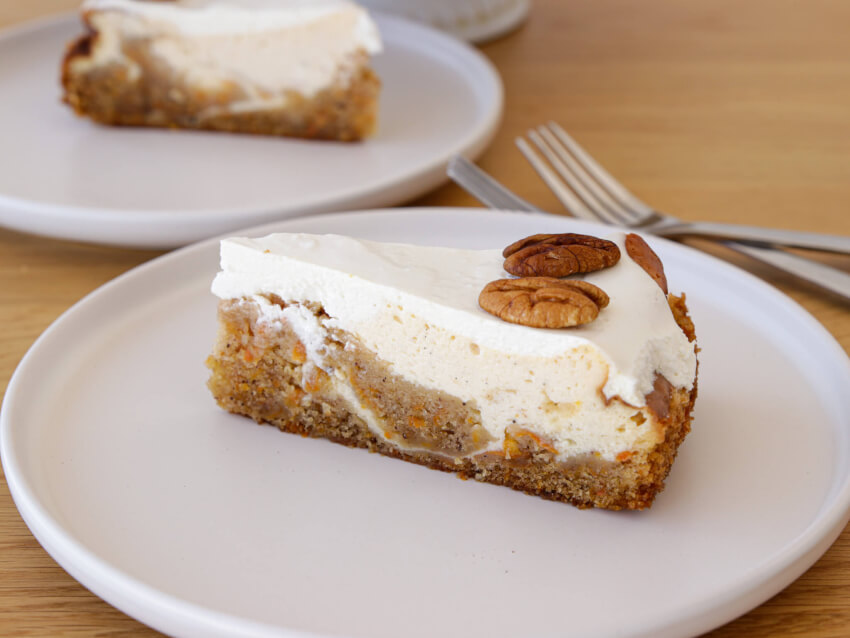 CARROT CAKE CHEESECAKE