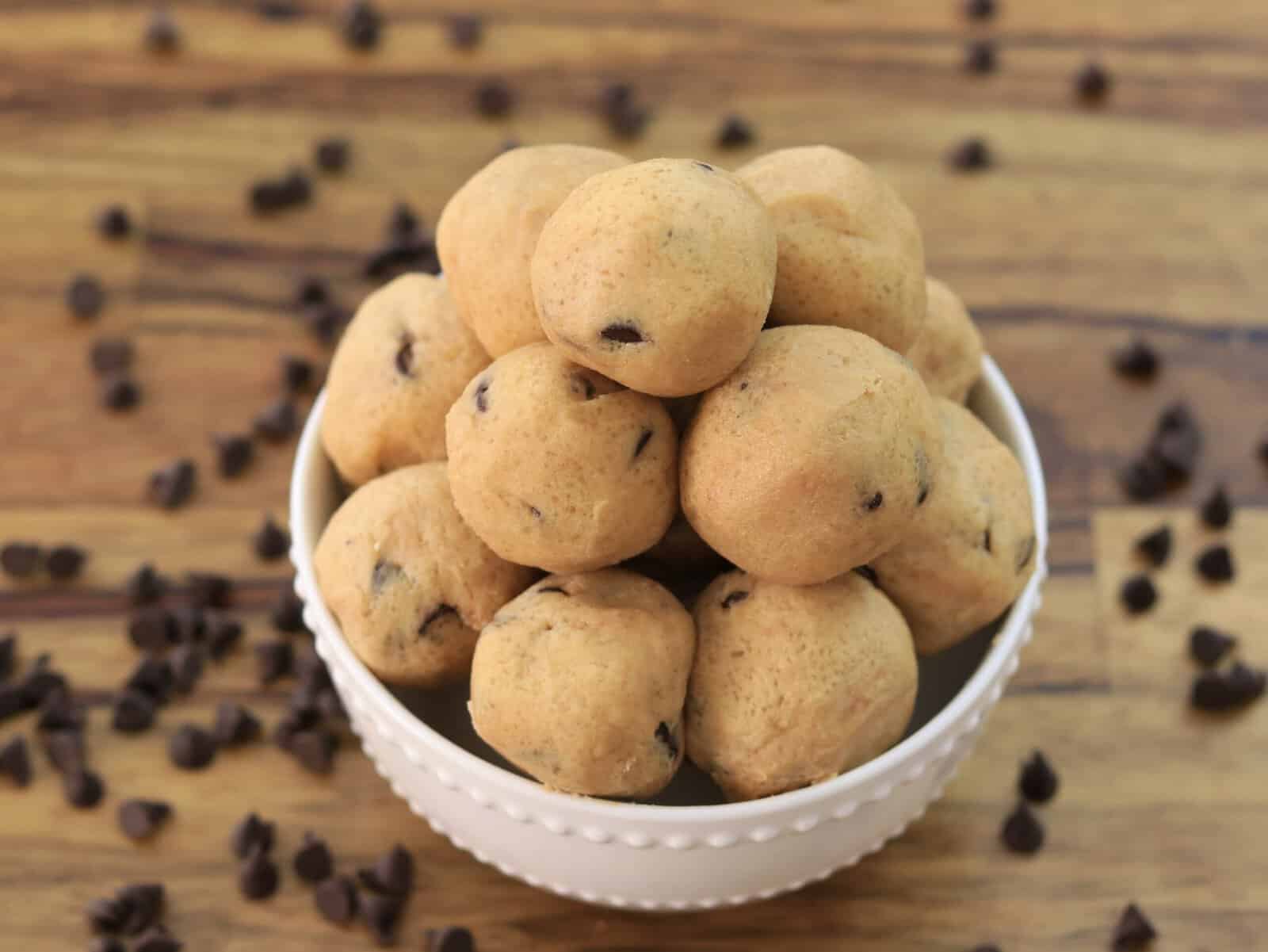 a batch of a few edible cookie dough balls