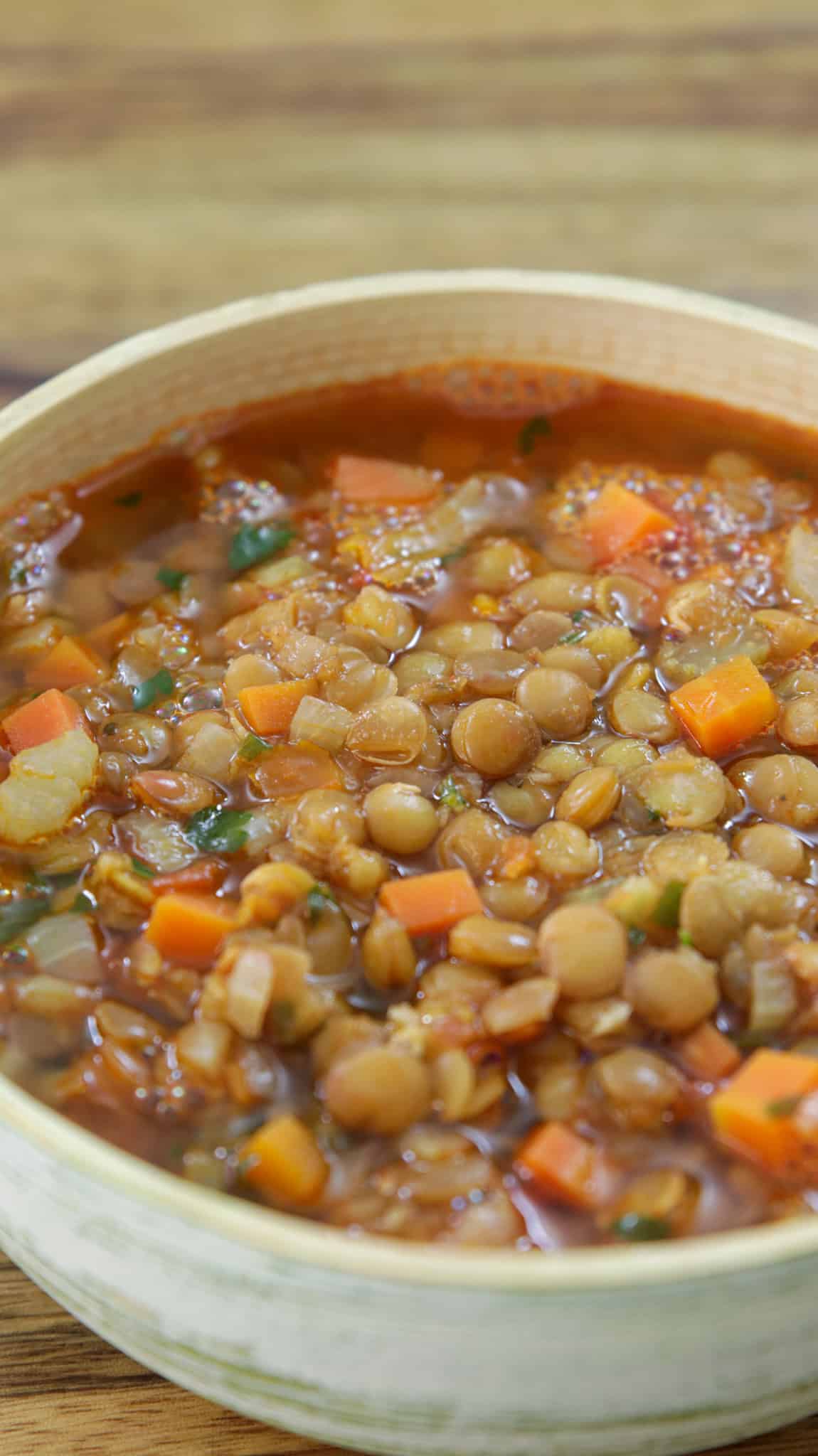 healthy homemade vegan lentil soup