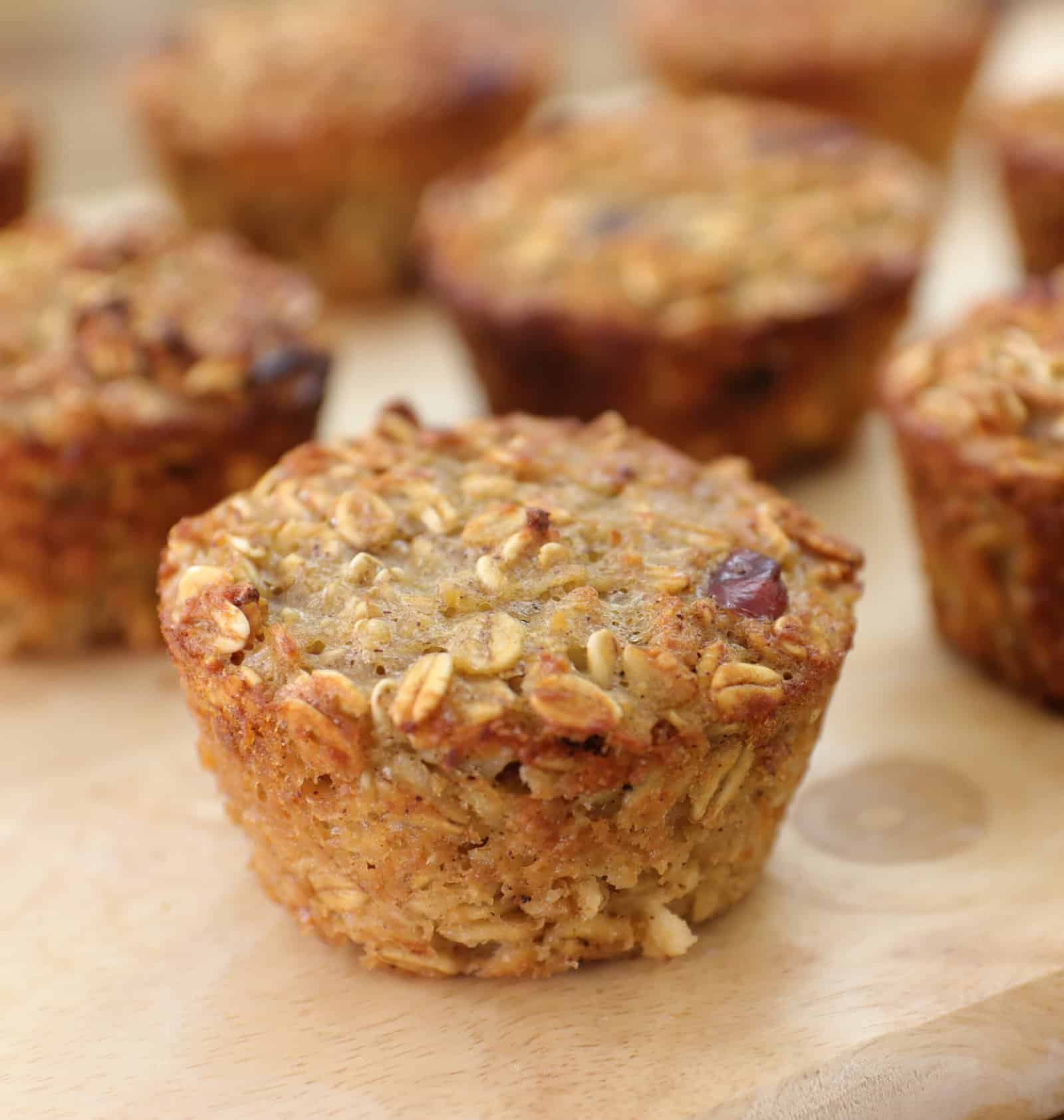 apple oatmeal muffins