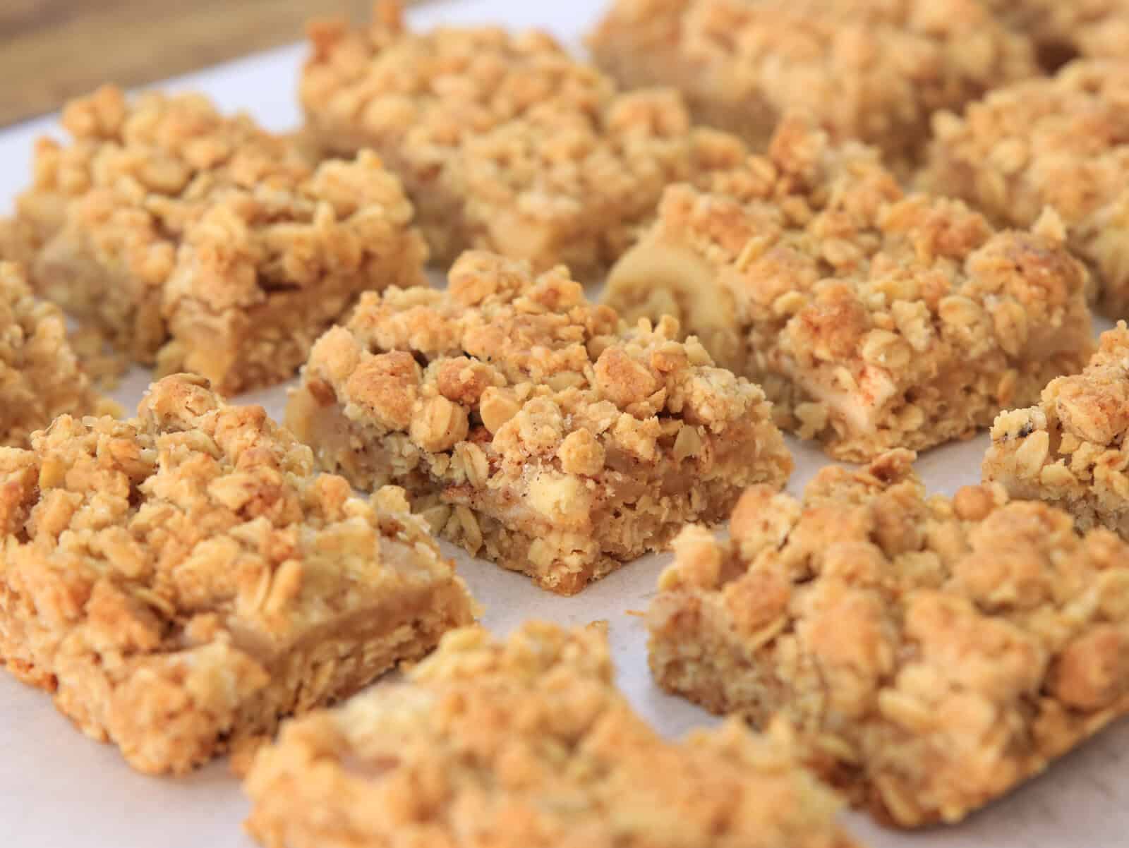 apple pie bars