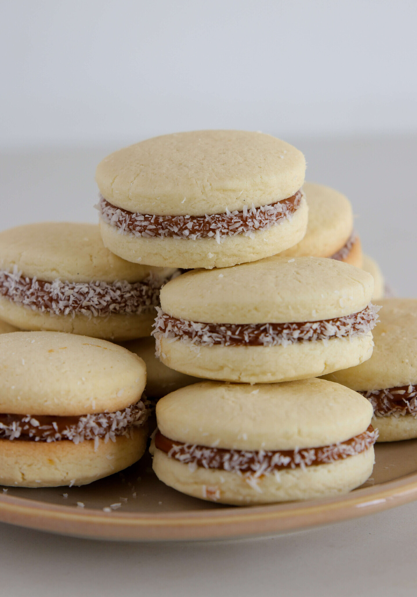 rich alfajores cookies