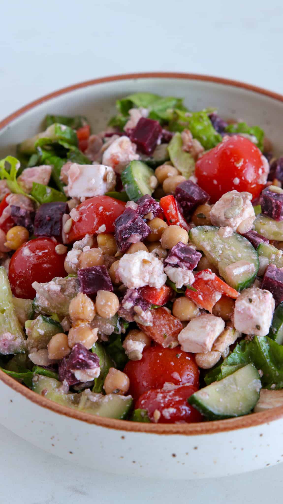 beetroot and chickpea salad with feta cheese 