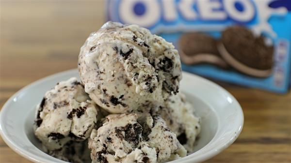 Easy Homemade Oreo Ice Cream Recipe