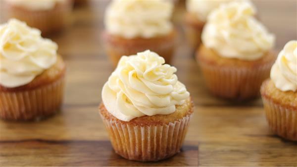 The Best Vanilla Cupcakes Recipe