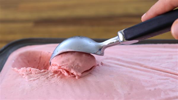 Easy Homemade Strawberry Ice Cream Recipe (Only 3-Ingredients)