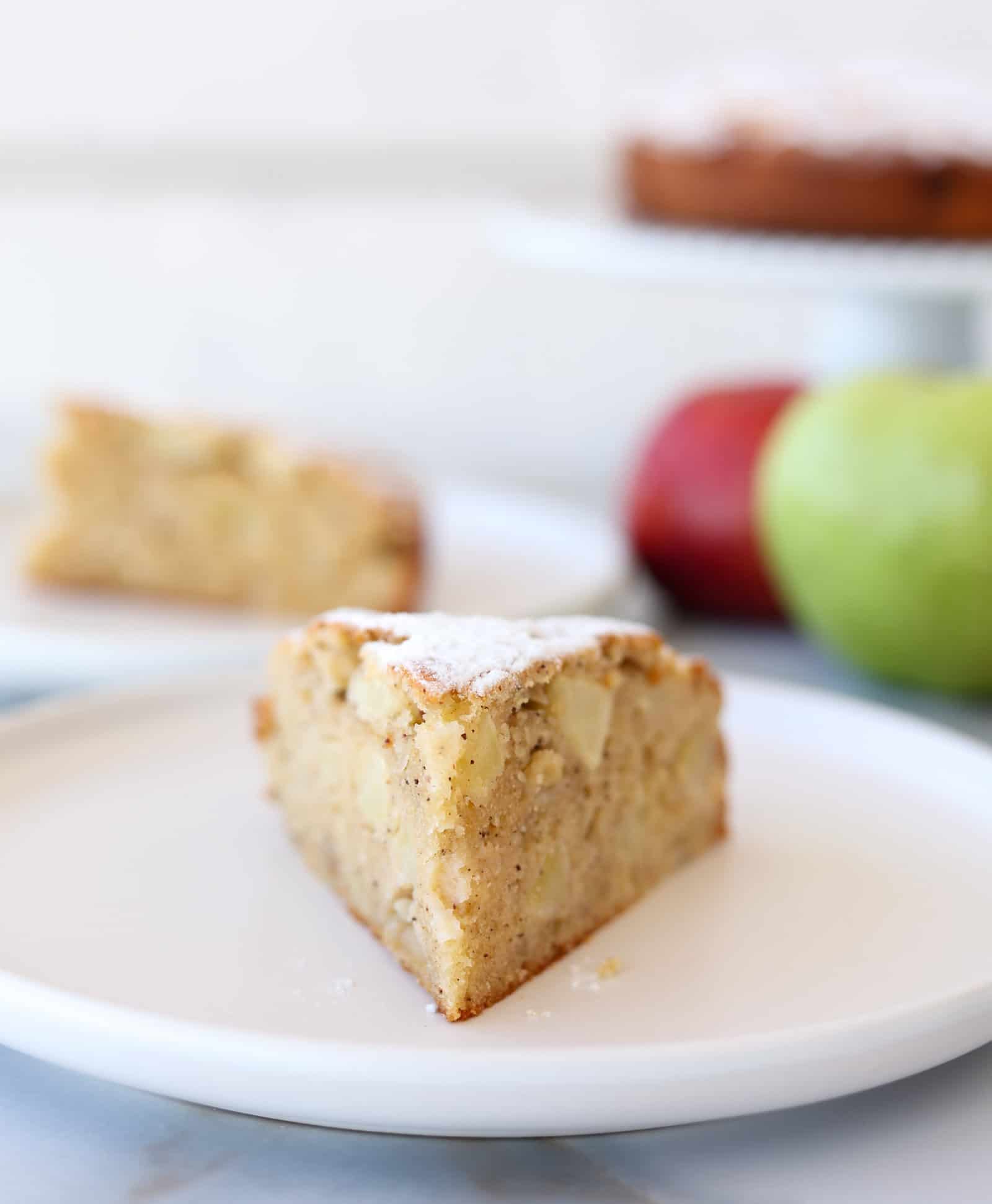 moist apple cake