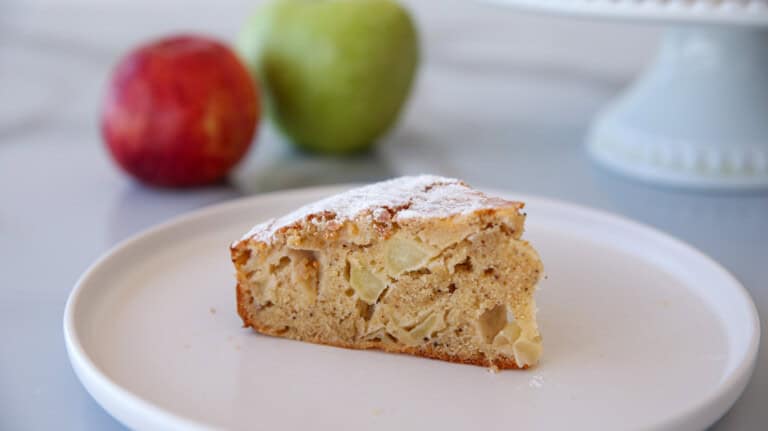 homemade apple cake recipe