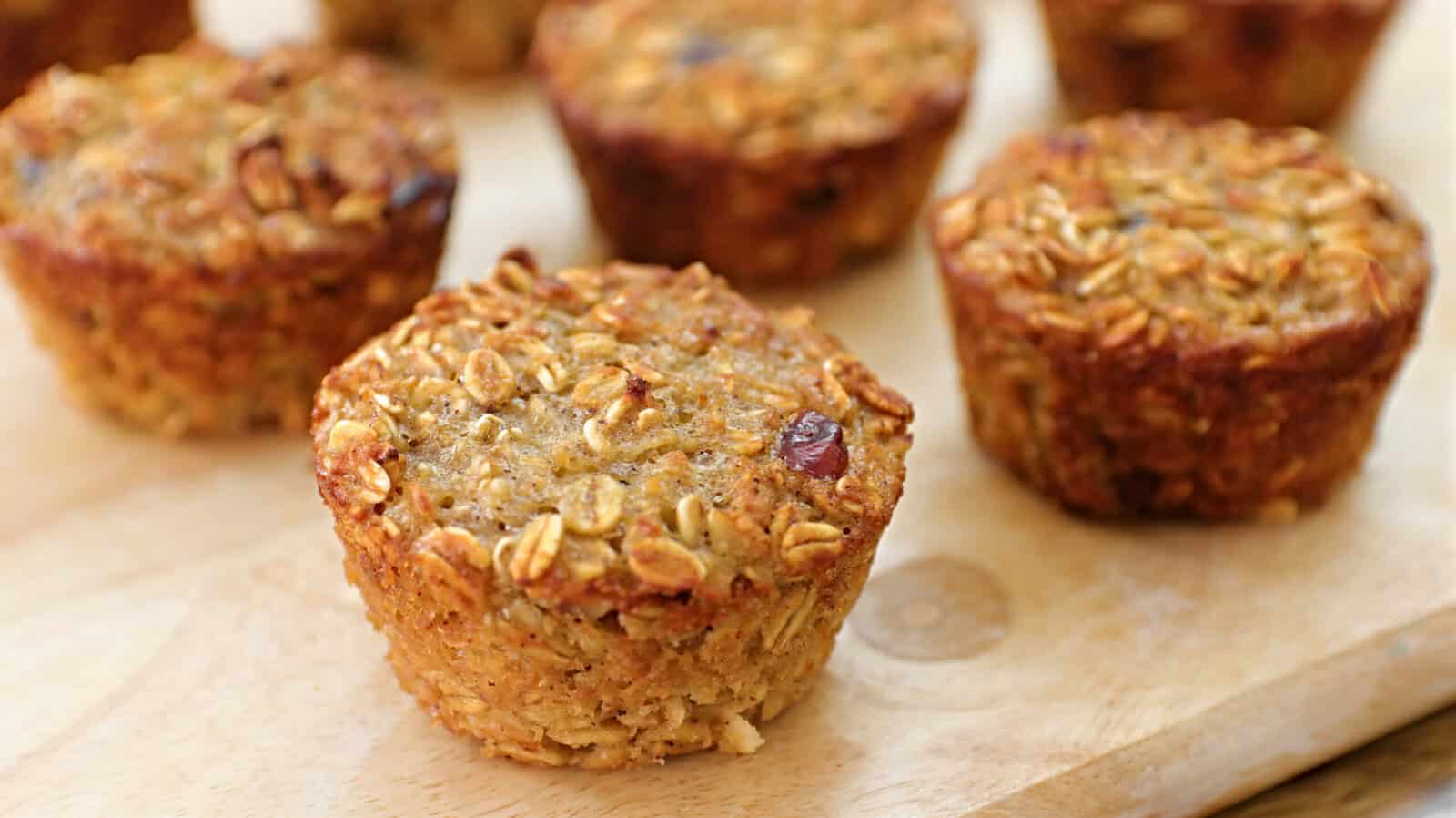 Apple Oatmeal Muffins