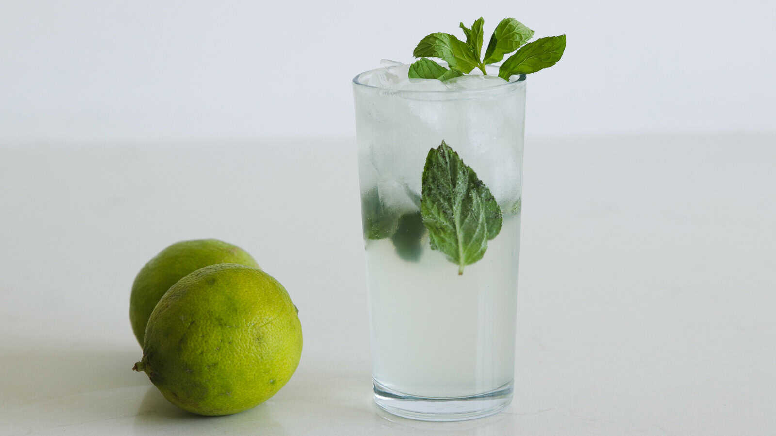 Easy Mojito Cocktail
